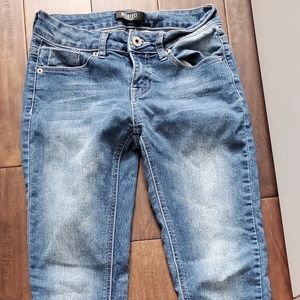 Bee & Ceci Los Angeles skinny jeans size 3 in med wash. Only worn once